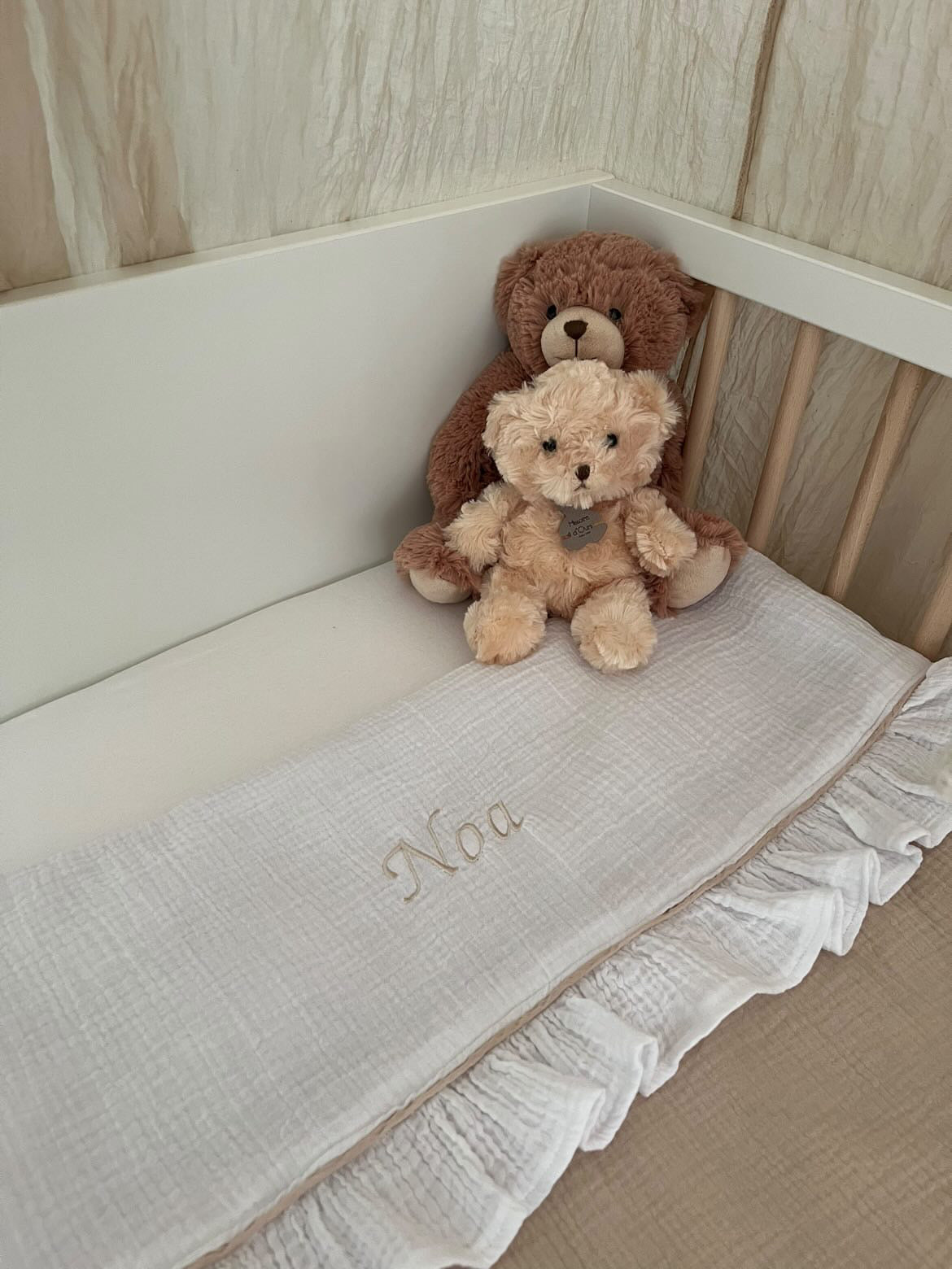 Couverture personnalisée bicolore à volants