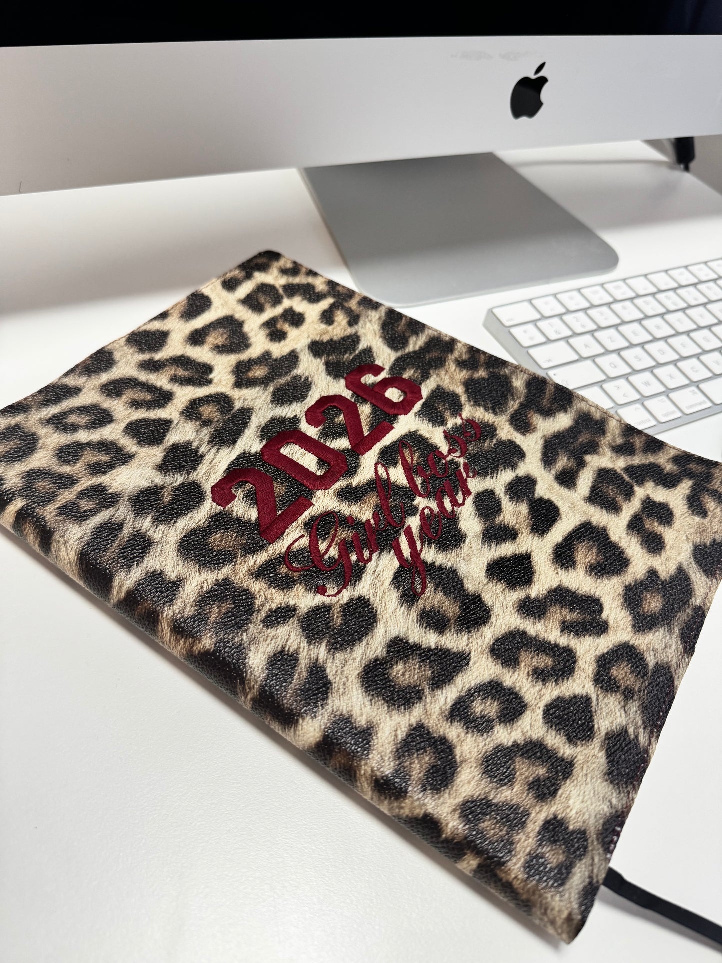 Agenda Girlboss - A4 vue hebdomadaire et mensuelle